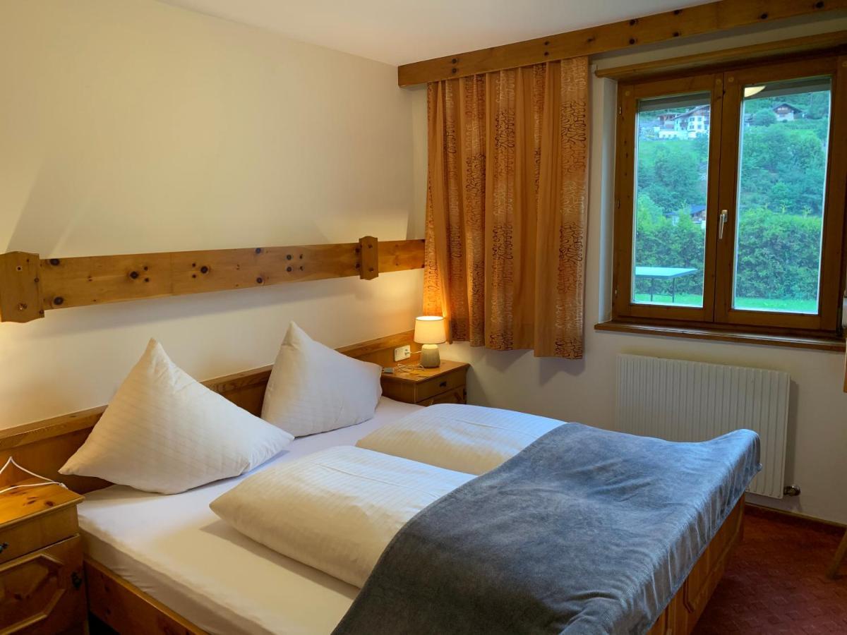 Ferienhaus Am Burgsee Ladis Esterno foto