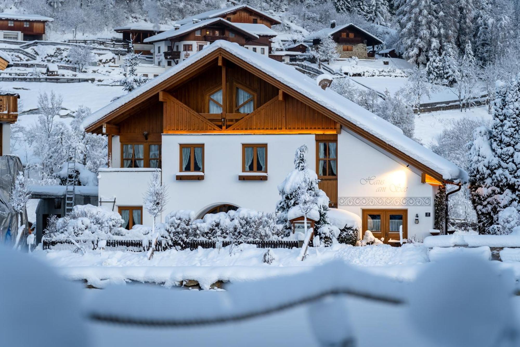 Ferienhaus Am Burgsee Ladis Esterno foto